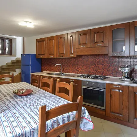 Nyaraló Stunning In With House Sea View